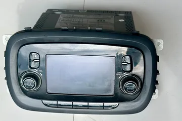 Écran d'autoradio CD/DVD/GPS/Navigation Fiat 500X 2014>