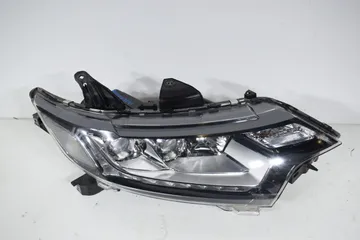 Phare gauche Bi-Xénon Mitsubishi Outlander 2012>